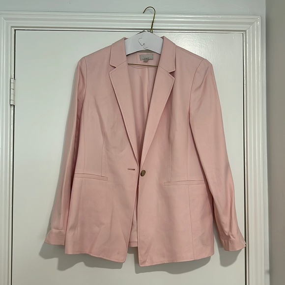 LOFT Jackets & Blazers - Loft light pink blazer